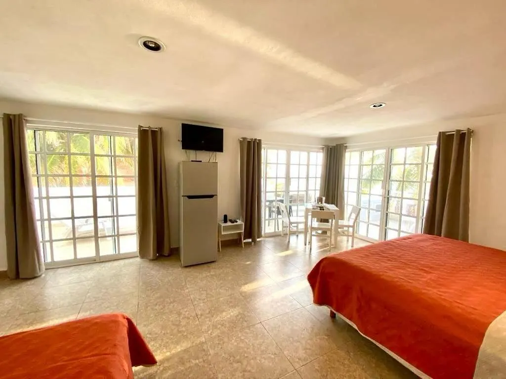 Skyline Suite Playa del Carmen 0*,  Mexico